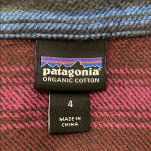 Patagonia woman’s organic cotton shirt, Sz 4.